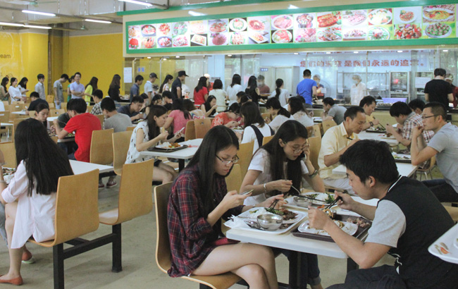 感恩回饋美食節,美食在食堂，好吃在金筷子